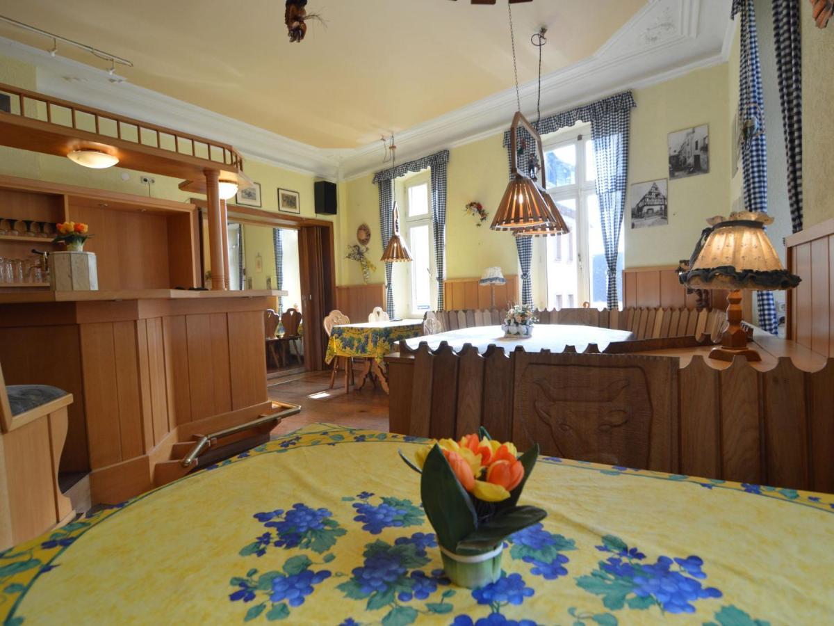 Classy Holiday Home In Uerzig Near Forest Стая снимка