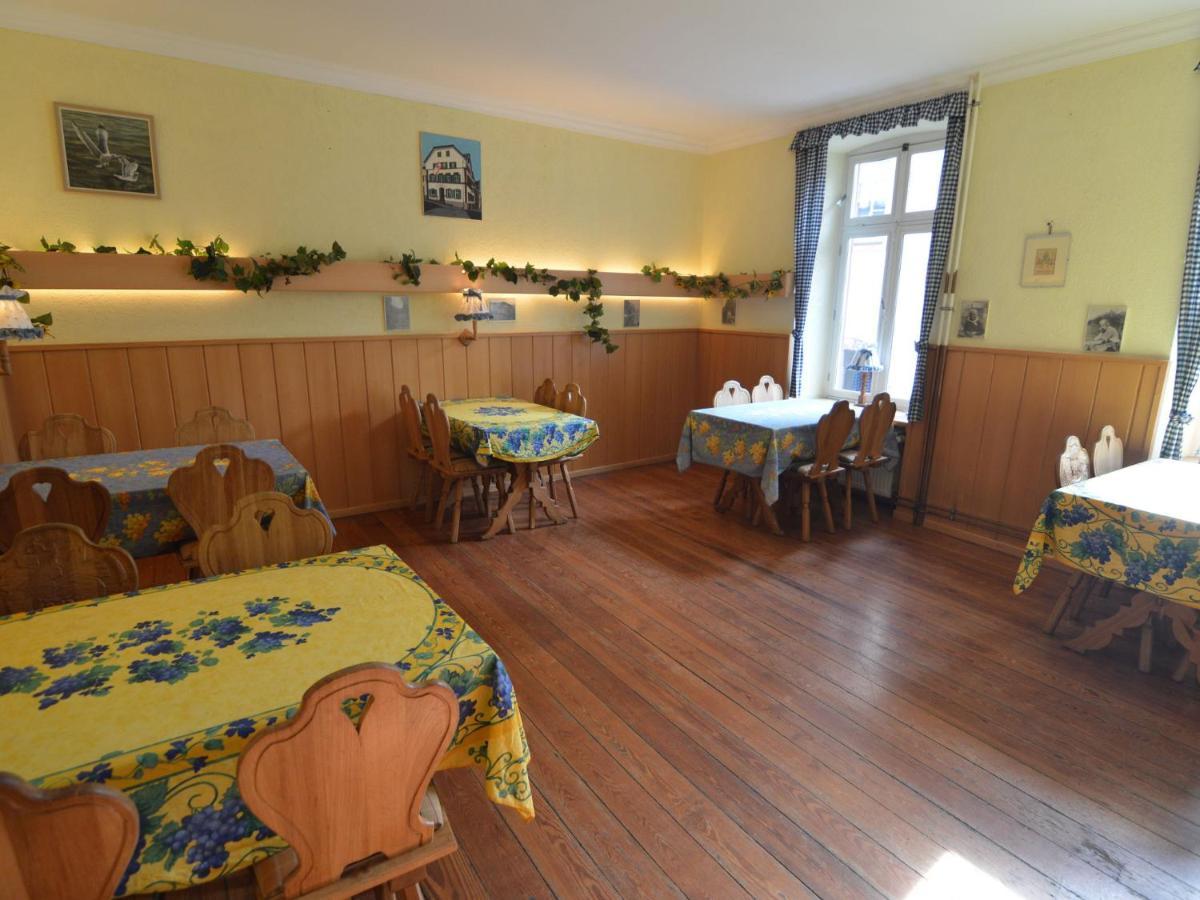 Classy Holiday Home In Uerzig Near Forest Стая снимка